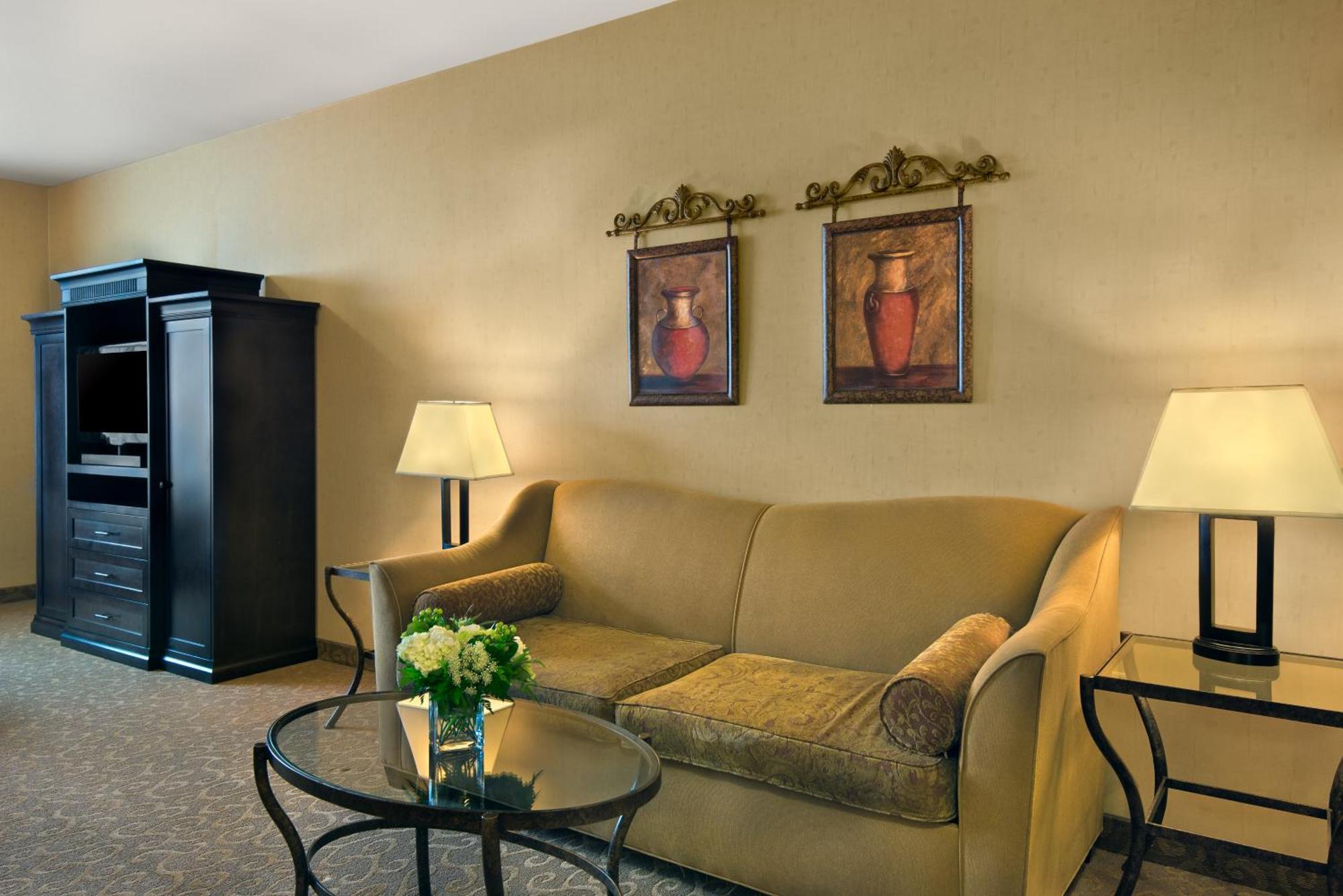 Oxford Suites Boise Exterior photo