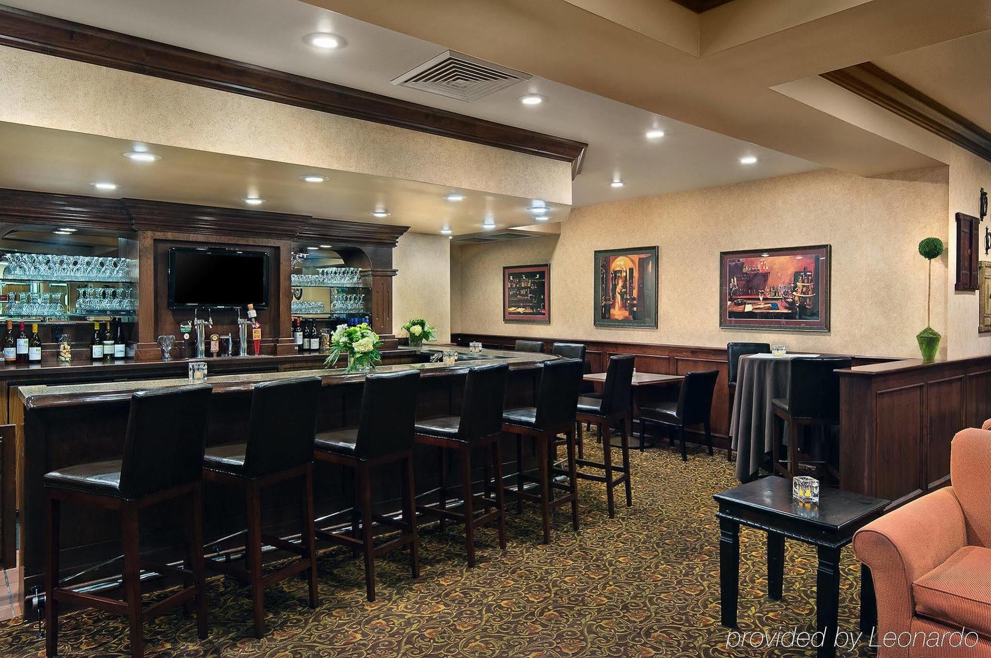 Oxford Suites Boise Exterior photo